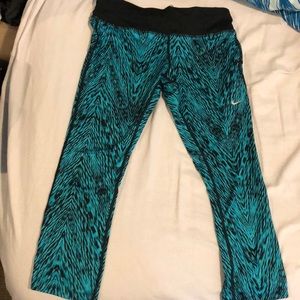 Nike crop pants